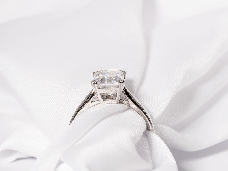 2 Carat Emerald Cut Double Claw-Prong Solitaire Moissanite Engagement Ring