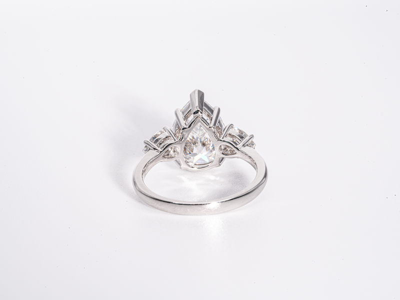 4.5 Carat Pear Shaped with Pear Shaped Side-Stone Moissanite Engagement Ring