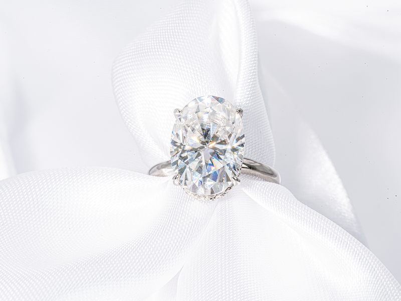 7 carat diamond engagement ring set in 18K white gold. | Beautiful jewelry,  Jewelry, Fabulous jewelry