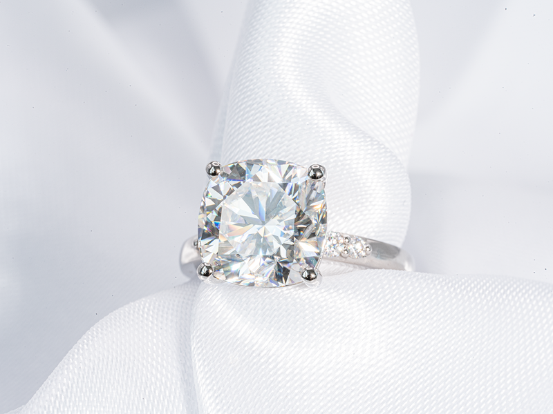 4.5 Carat Cushion 4 Prong Solitaire with Side stone Moissanite Engagement Ring